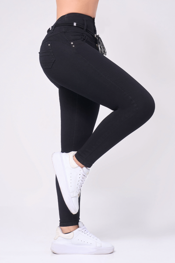 Jean Levanta Cola 7106 - Image 3